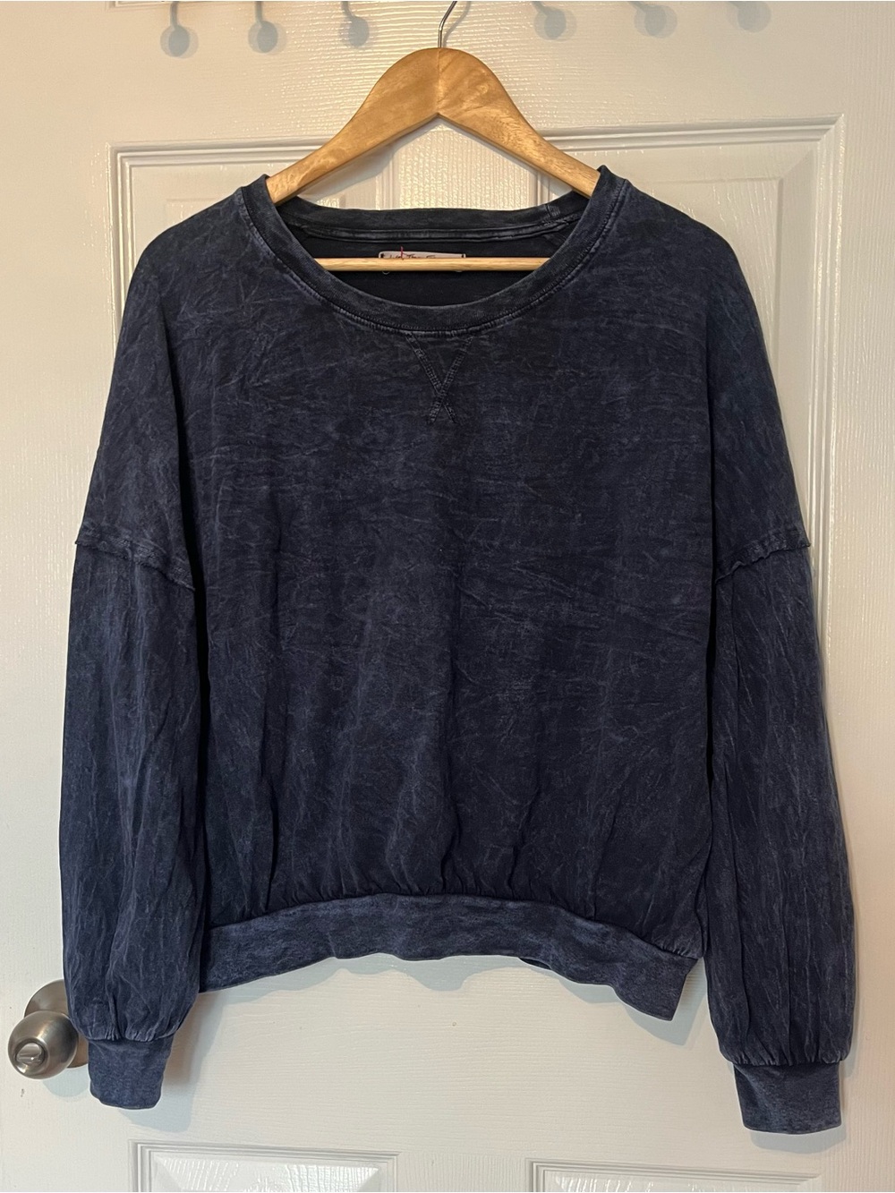 Free People We The Free Washed Blue Pullover Sweatshirt XXS Oversized